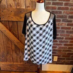 Lane Bryant Black & White Plaid Tunic Top Mesh Shoulder Detail Size 26/28 NWT